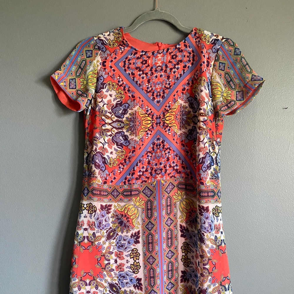 Multi-Color Print Shift Dress